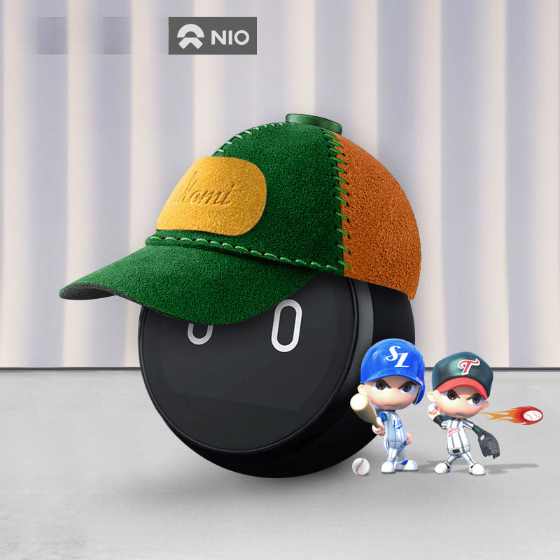 NIO Nomi Robot Hat for ES6 / ET5 / ET7 - EVVYO