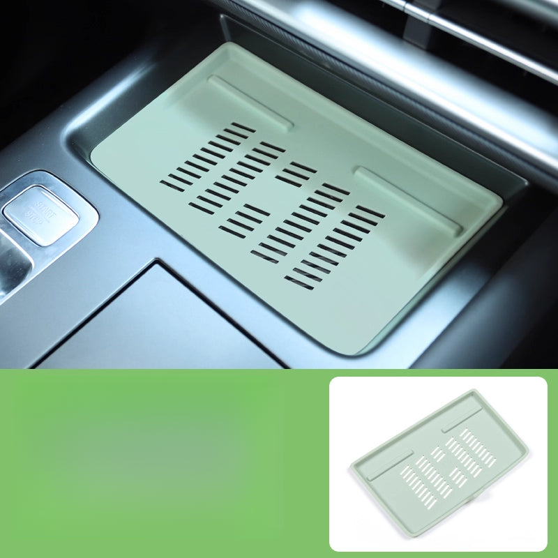 BAIC BJ30 Wireless Charging Pad & Center Console Protector