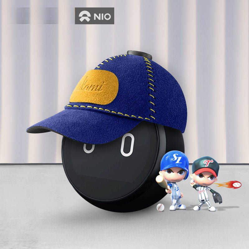 NIO Nomi Robot Hat for ES6 / ET5 / ET7 - EVVYO