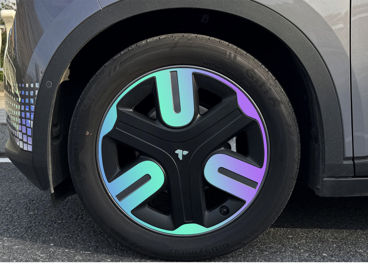 NIO Firefly Laser Sticker – Rainbow Gradient Reflective Vinyl