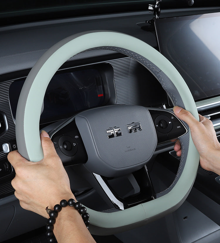 BAIC BJ30 Steering Wheel Cover – Interior Protection & Style
