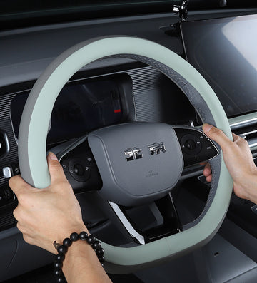 BAIC BJ30 Steering Wheel Cover – Interior Protection & Style
