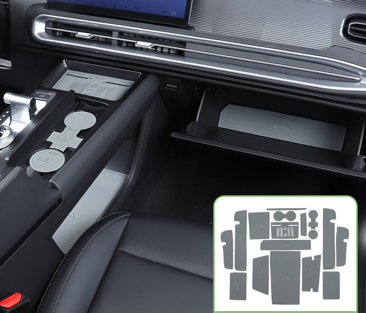 BAIC BJ30 Door Groove & Cup Holder Mats – Interior Protective Pads