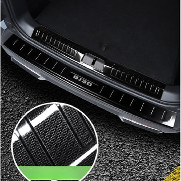 BAIC BJ30 Rear Trunk Protective Plate – Snowflake Pattern Guard