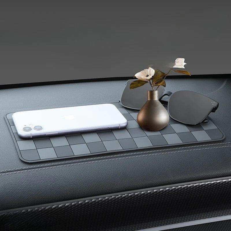 Center Dashboard Non-Slip Mat – Washable Heat-Resistant - EVVYO