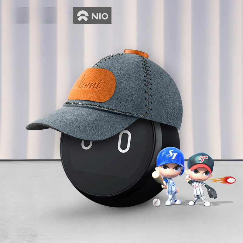 NIO Nomi Robot Hat for ES6 / ET5 / ET7 - EVVYO
