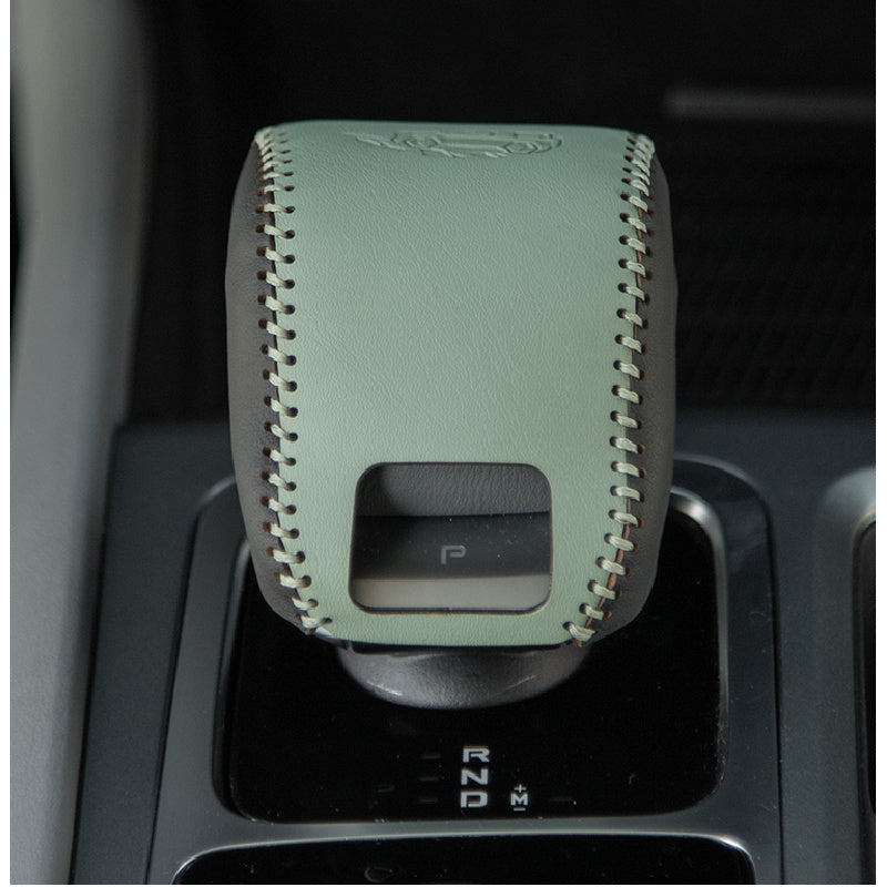BJ40E Hand-Stitched Gear Shift Cover – Nappa Leather Interior Upgrade