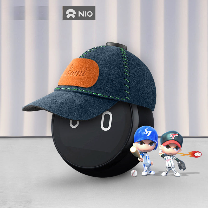 NIO Nomi Robot Hat for ES6 / ET5 / ET7 - EVVYO