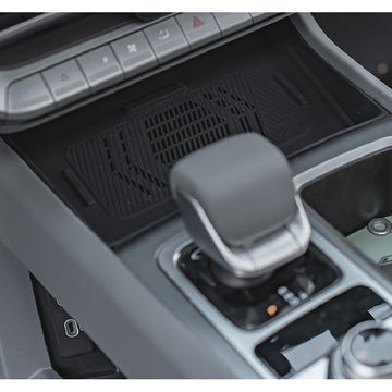 BAIC BJ40 Wireless Charging Silicone Pad – Anti-Slip & Dust-Proof