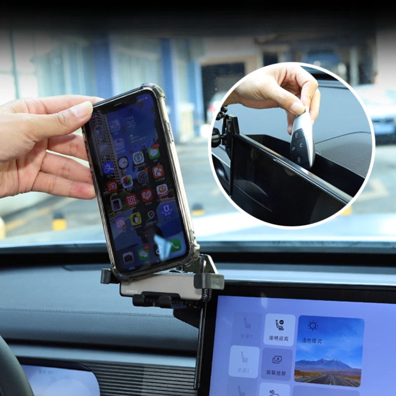 BAIC BJ30 Dashboard Phone Mount |   Car Navigation & Holder