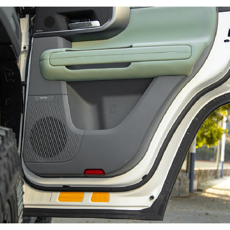 BAIC BJ40E/BJ40C Door Reflective Warning Stickers – Safety & Decoration