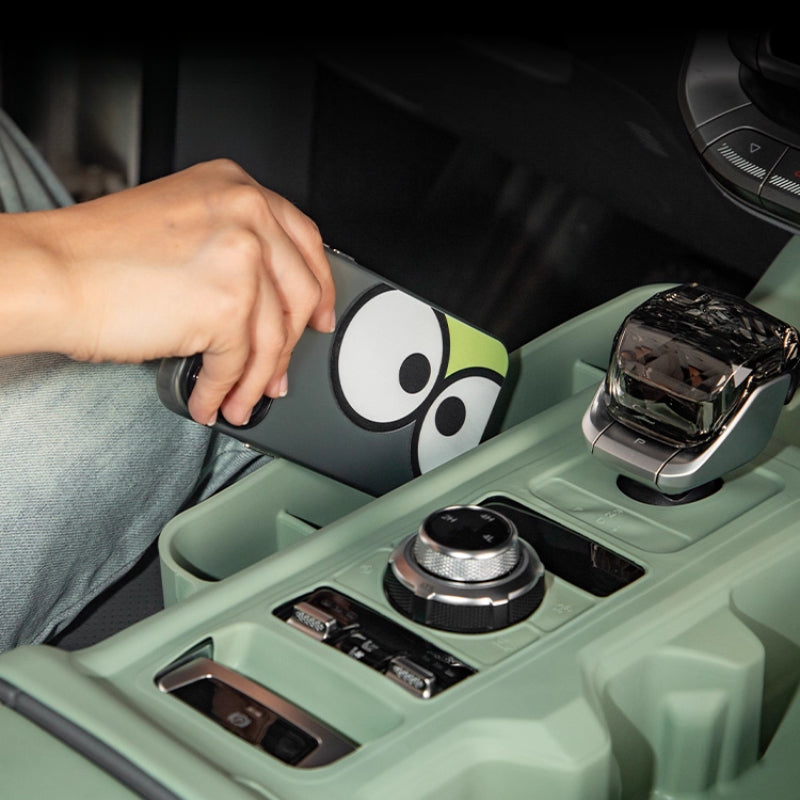 BJ40E Magic Core Silicone Center Console Storage Box