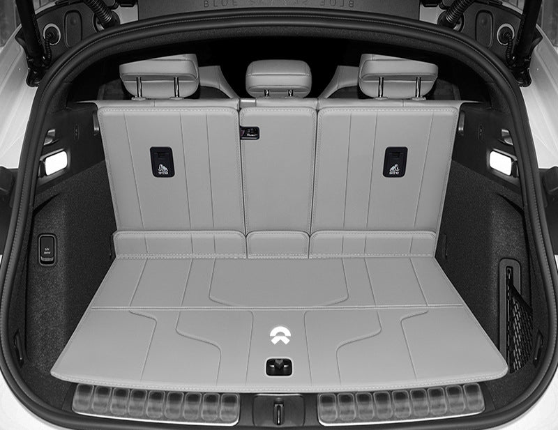 NIO ET5 Trunk Mat & Surround – Custom Fit Rear Cargo Liner - EVVYO